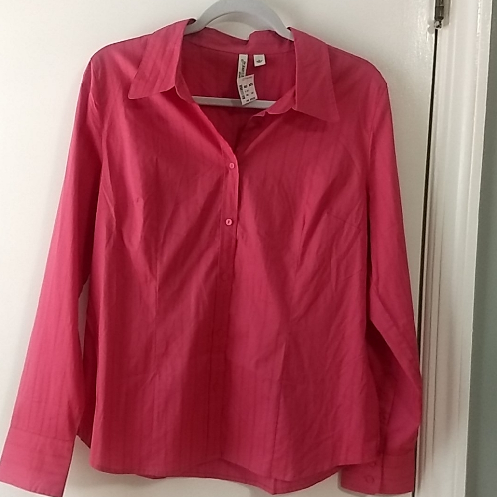 NWT St John's Bay Button-down Blouse Top
